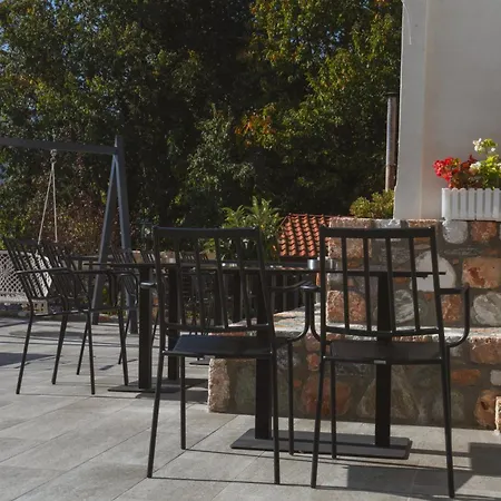 Alkyonis & Szálloda