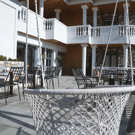 Szálloda Alkyonis & *