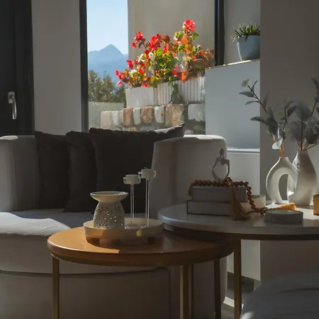 阿尔卡尤妮斯spa公寓式酒店 Káto Loutrákion