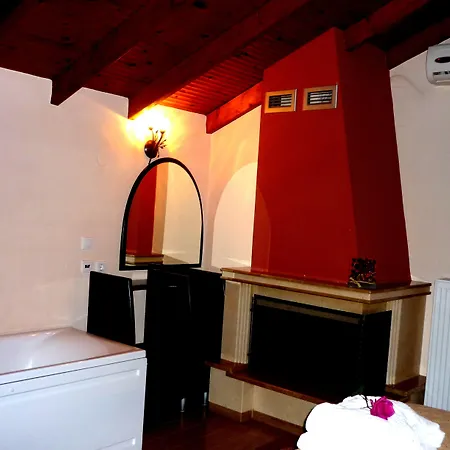 阿尔卡尤妮斯spa公寓式酒店 * Káto Loutrákion