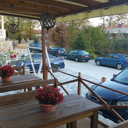 阿尔卡尤妮斯spa公寓式酒店 酒店 Káto Loutrákion