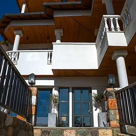 Hotel Alkyonis & *