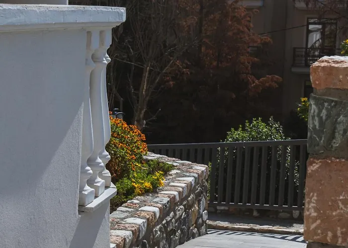 Alkyonis & Káto Loutrákion