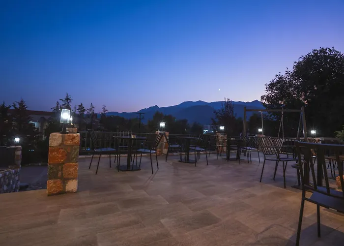 Alkyonis & Ξενοδοχείο *