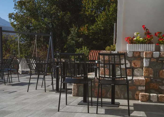 Alkyonis & Ξενοδοχείο