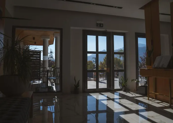 Alkyonis & Káto Loutrákion