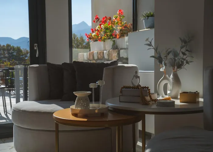 Alkyonis & Káto Loutrákion